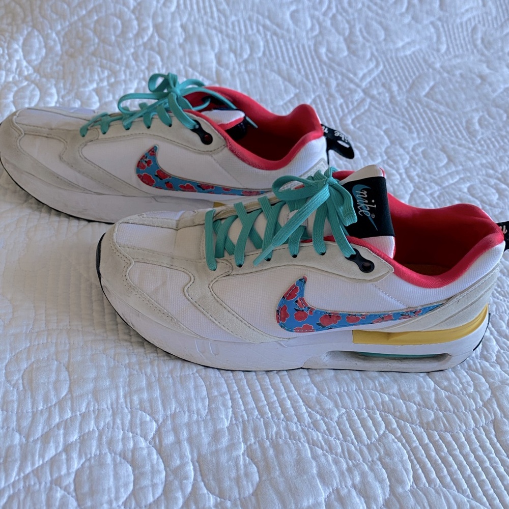 Nike Air Max Dawn, women shoes